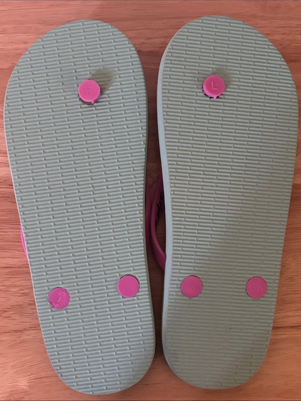 Girls Pink-Strap Floral Flip Flops Size 4/5